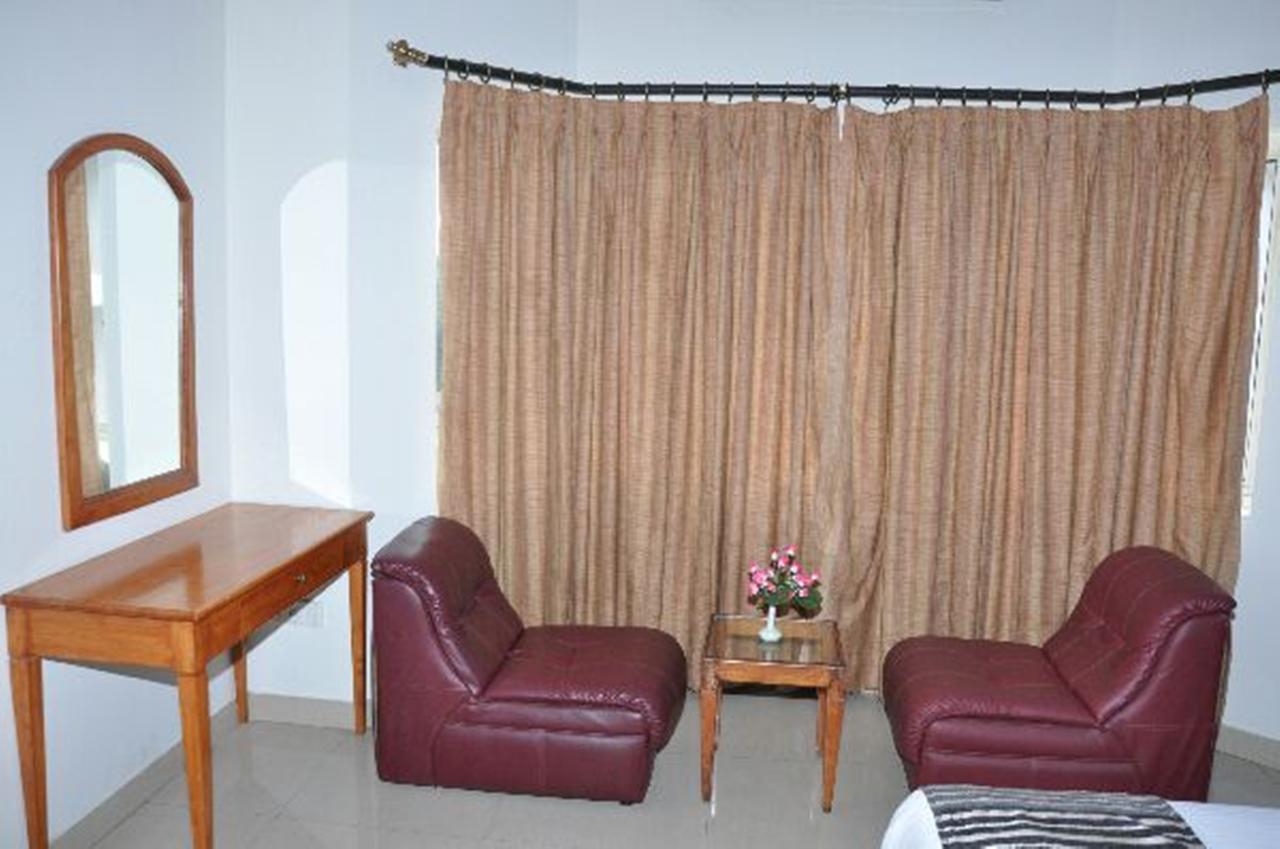 Dass Suites,Domlur Bangalore Exteriör bild